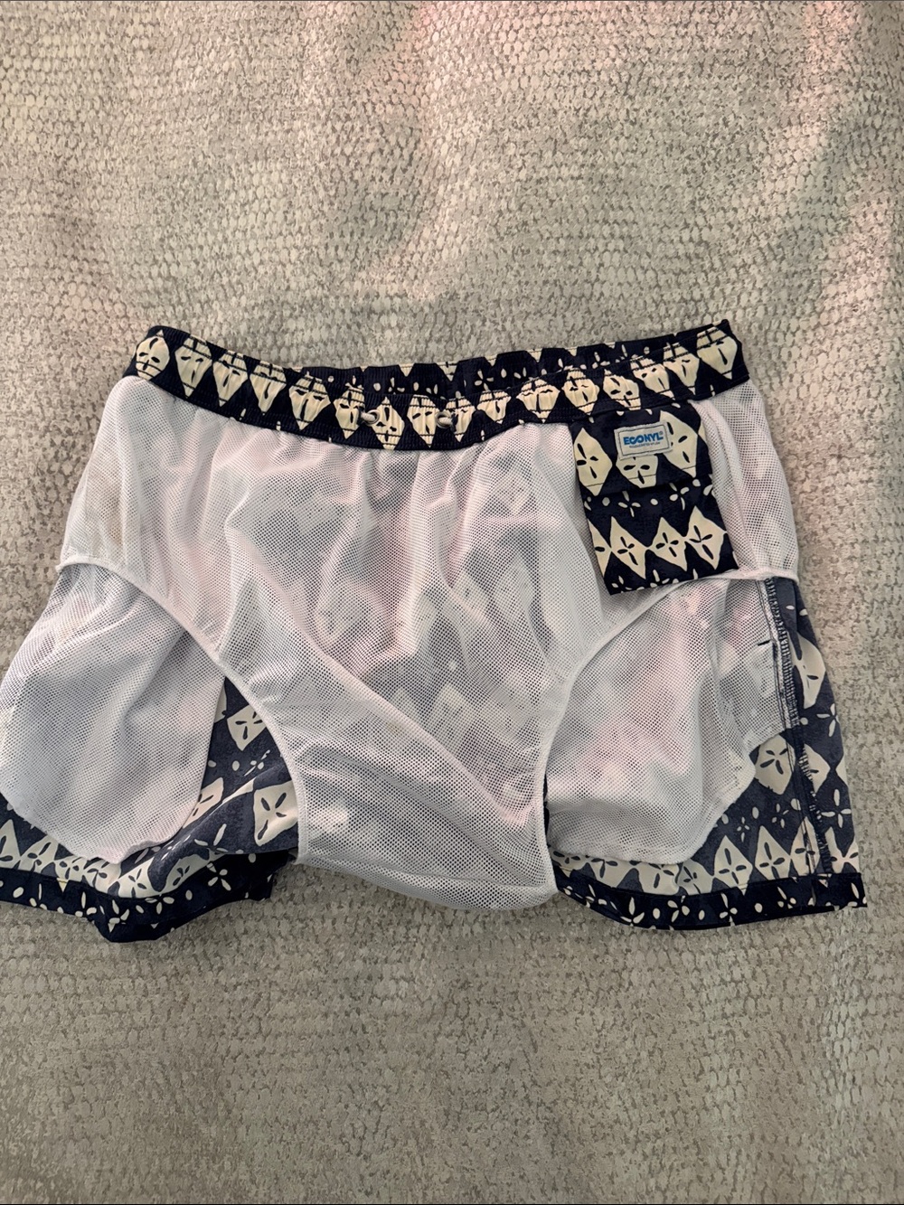 J. Crew Navy & White Geometric 6'' stretch swim trunk, sz Med - Picture 4 of 7